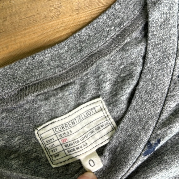 Current Elliott Lightly Distressed Tee with blue stars Size 0 - Picture 2 of 3